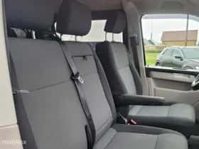 Volkswagen Transporter (2019) thumbnail 23