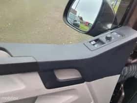Volkswagen Transporter thumbnail 10