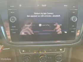 Volkswagen Tiguan thumbnail 11