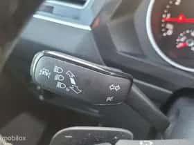 Volkswagen Tiguan (2018) thumbnail 16