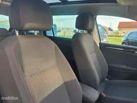 Volkswagen Tiguan (2018) thumbnail 24