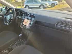 Volkswagen Tiguan (2018) thumbnail 26