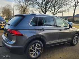 Volkswagen Tiguan (2018) thumbnail 6