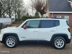 Jeep Renegade thumbnail 3