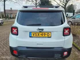 Jeep Renegade (2023) thumbnail 5