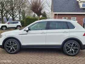 Volkswagen Tiguan (2021) thumbnail 3