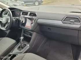 Volkswagen Tiguan (2021) thumbnail 26
