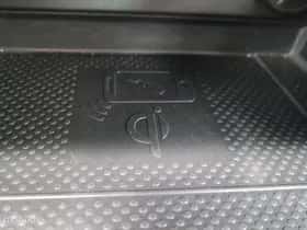 Volkswagen Tiguan (2021) thumbnail 8