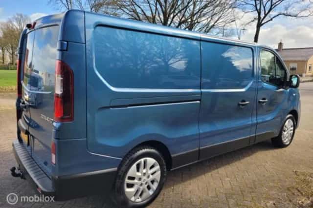 Renault Trafic (2020) thumbnail 5