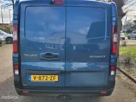 Renault Trafic (2020) thumbnail 5