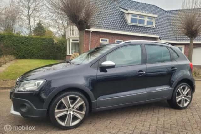 Volkswagen Polo (2021) thumbnail 1