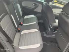 Volkswagen Polo (2013) thumbnail 20