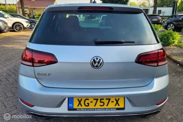 Volkswagen Golf (2019) thumbnail 4