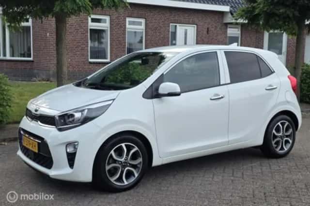 Kia Picanto (2021) thumbnail 1