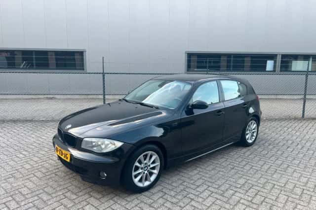 BMW 1-Serie (2006) thumbnail 1