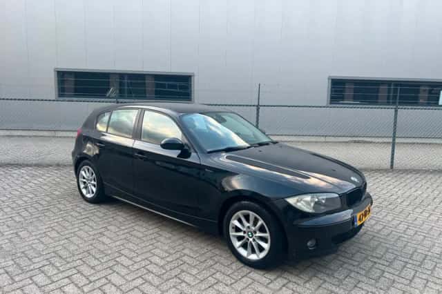 BMW 1-Serie (2006) thumbnail 2