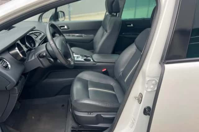 Peugeot 3008 (2012) thumbnail 6