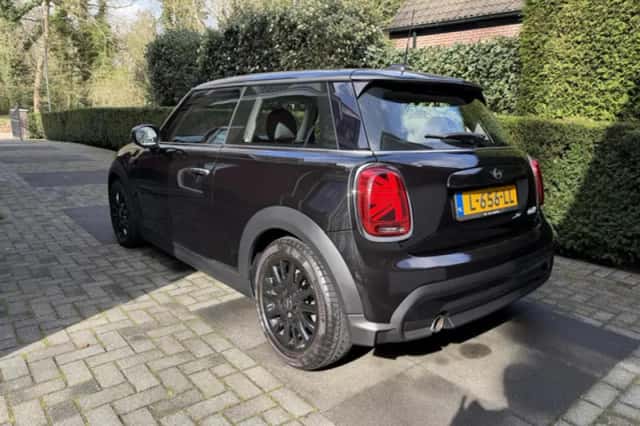 MINI Cooper (2021) thumbnail 5