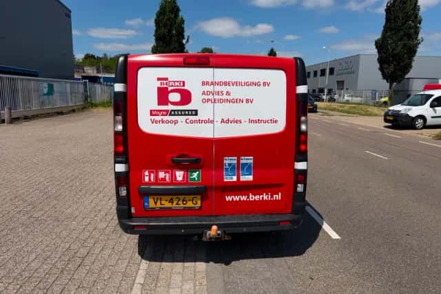 Opel Vivaro (2015) thumbnail 6