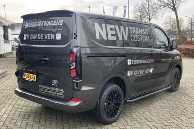 Ford Transit Custom (2024) thumbnail 6