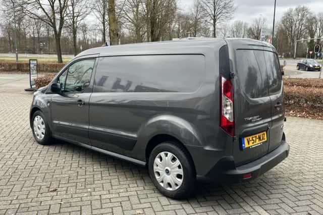 Ford Transit Connect (2023) thumbnail 3