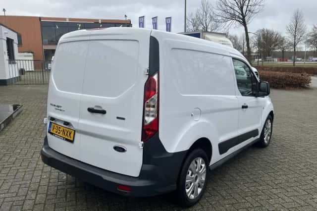 Ford Transit Connect (2015) thumbnail 4