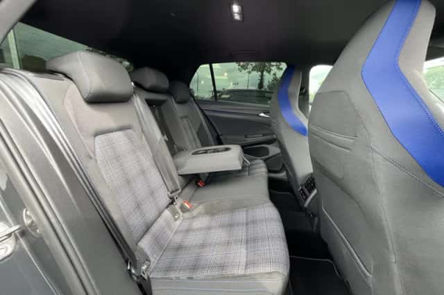 Volkswagen Golf (2021) thumbnail 6