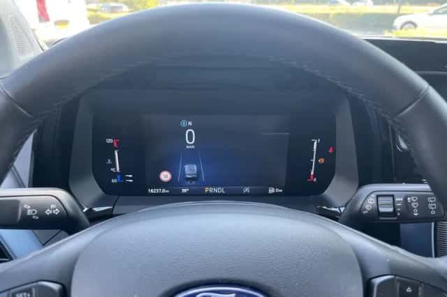 Ford Transit Courier (2024) thumbnail 6
