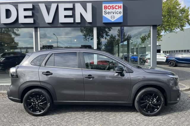 Suzuki S-Cross (2026) thumbnail 4