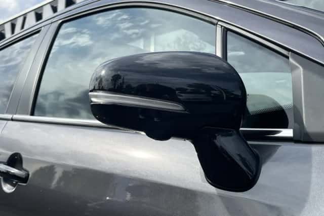 Suzuki S-Cross (2026) thumbnail 3