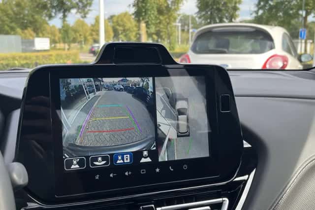 Suzuki S-Cross (2026) thumbnail 5