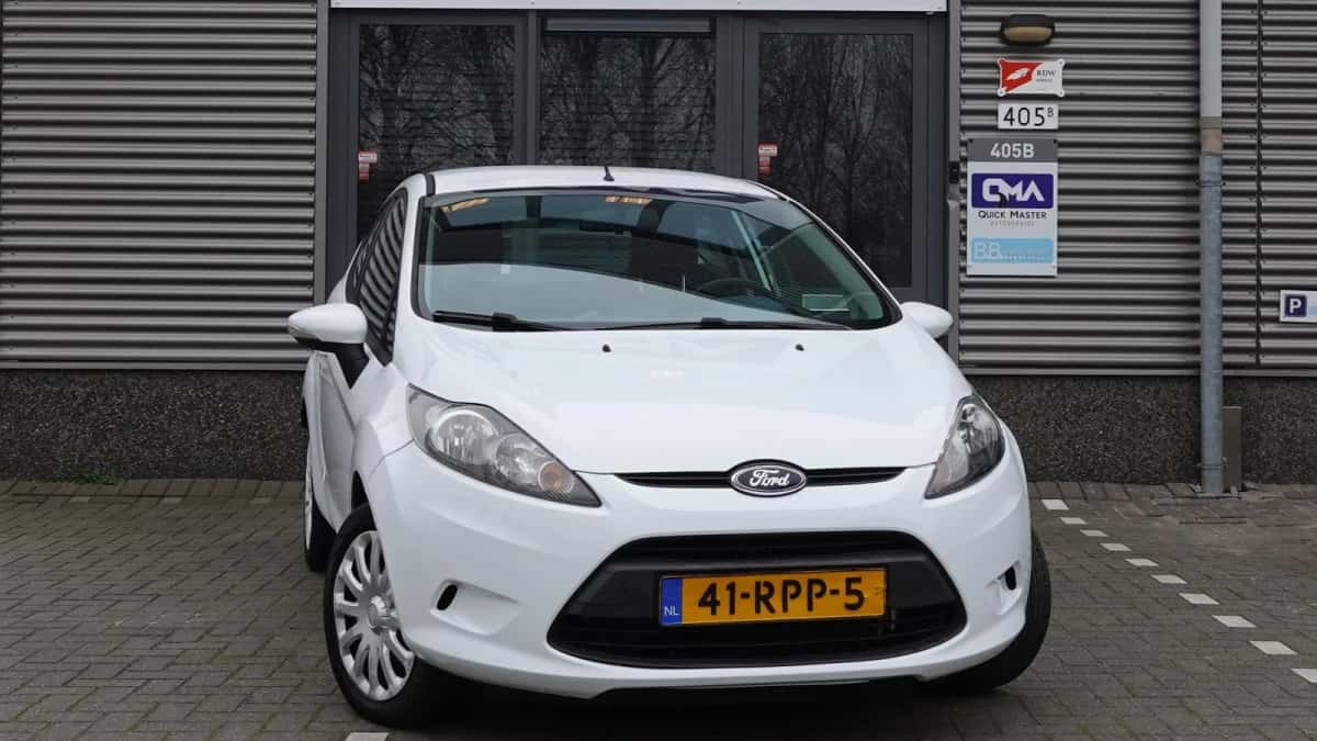 Ford Fiesta (2011) — foto 1
