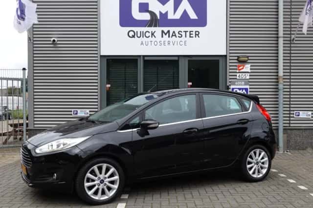Ford Fiesta (2016) thumbnail 6