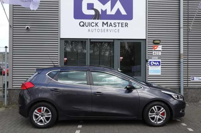 Kia Cee’d (2013) thumbnail 3