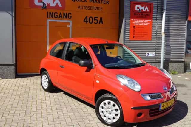 Nissan Micra (2010) thumbnail 2