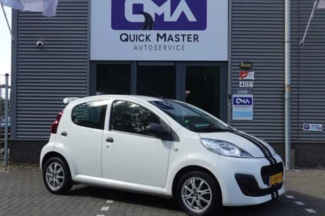 Peugeot 107 (2014) thumbnail 2