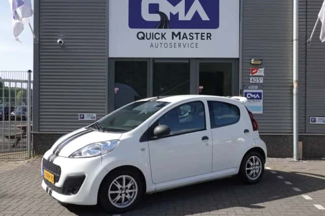 Peugeot 107 (2014) thumbnail 6