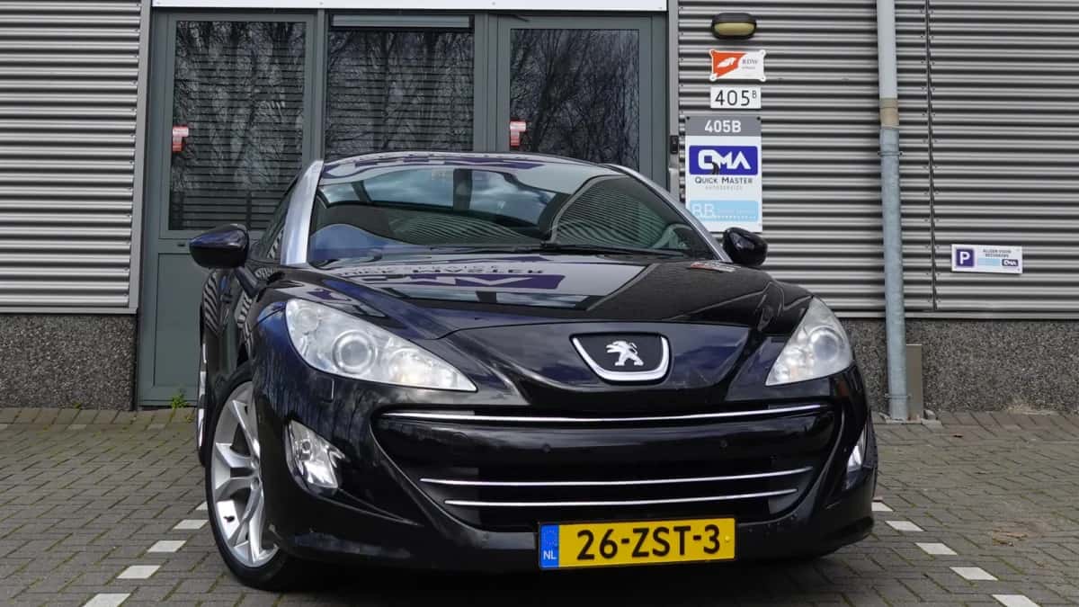 Peugeot RCZ (2013) — foto 1