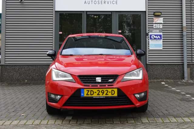 SEAT Ibiza (2012) thumbnail 4