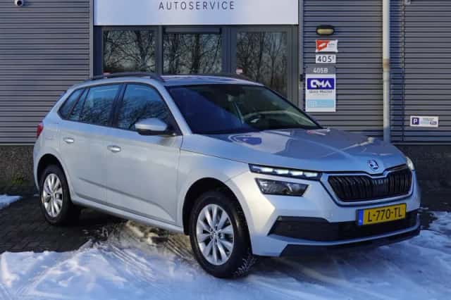 Škoda Kamiq (2021) thumbnail 2