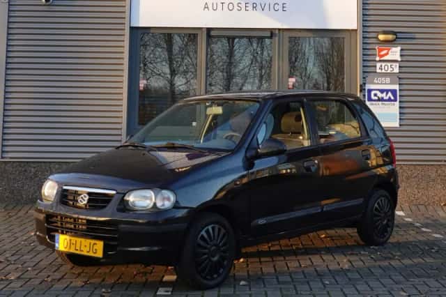 Suzuki Alto (2003) thumbnail 5