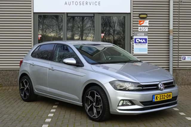 Volkswagen Polo (2018) thumbnail 2