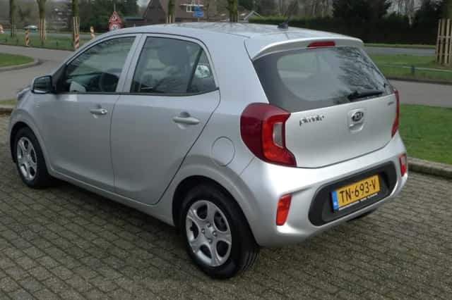 Kia Picanto (2018) thumbnail 5
