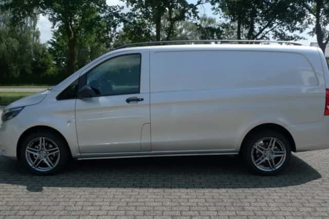 Mercedes-Benz Vito (2018) thumbnail 4
