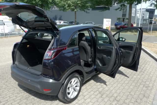 Opel Crossland (2017) thumbnail 3