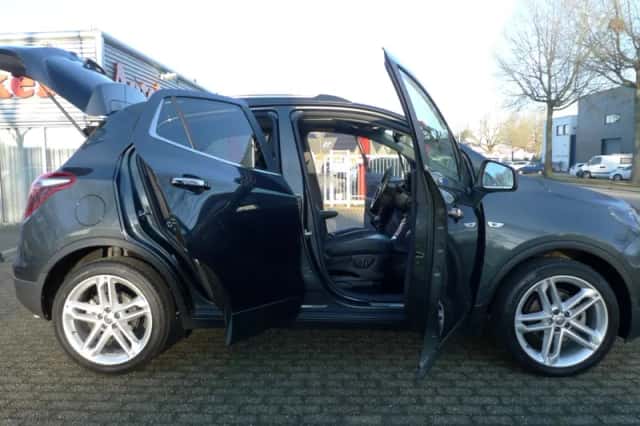 Opel Mokka (2017) thumbnail 2