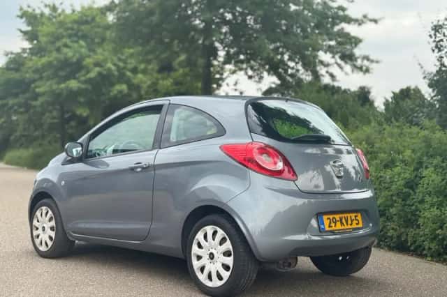 Ford Ka (2010) thumbnail 3