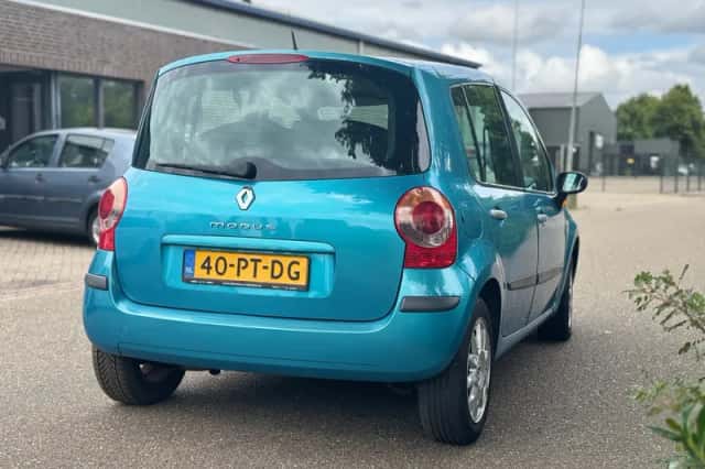 Renault Modus (2004) thumbnail 4