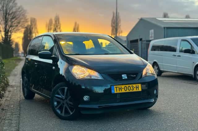 SEAT Mii (2018) thumbnail 1