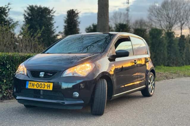 SEAT Mii (2018) thumbnail 2